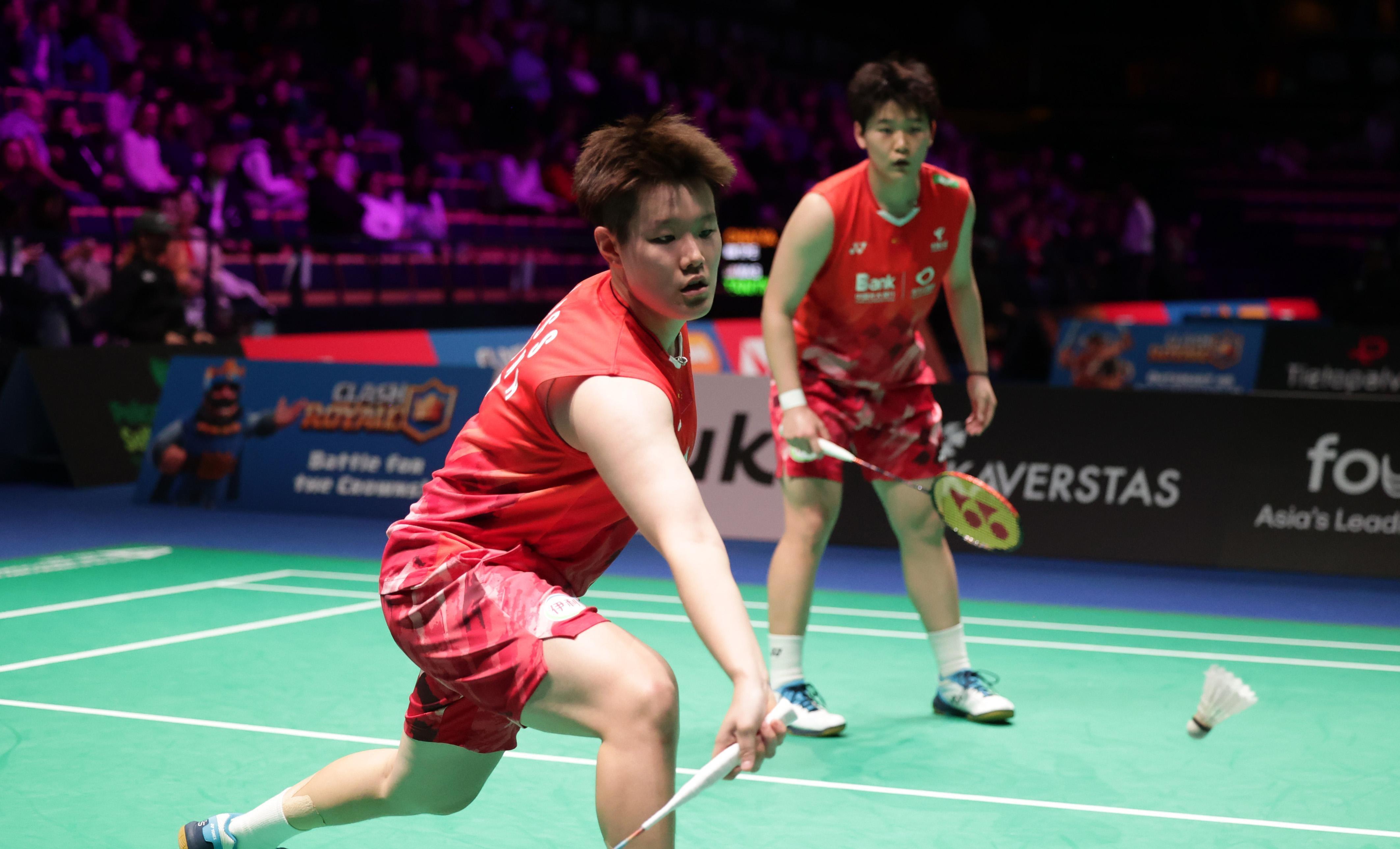 羽毛球明星选手受伤退赛,引发热议 羽毛球明星选手受伤退赛,引发热议