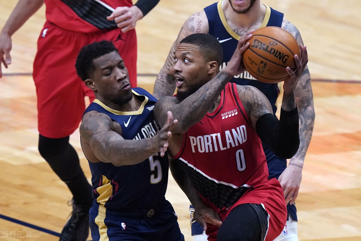 鹈鹕碾压深圳队，利拉德扛起全队的简单介绍