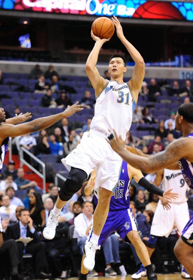 包含热火逆转辽宁队，易建联关键制胜的词条