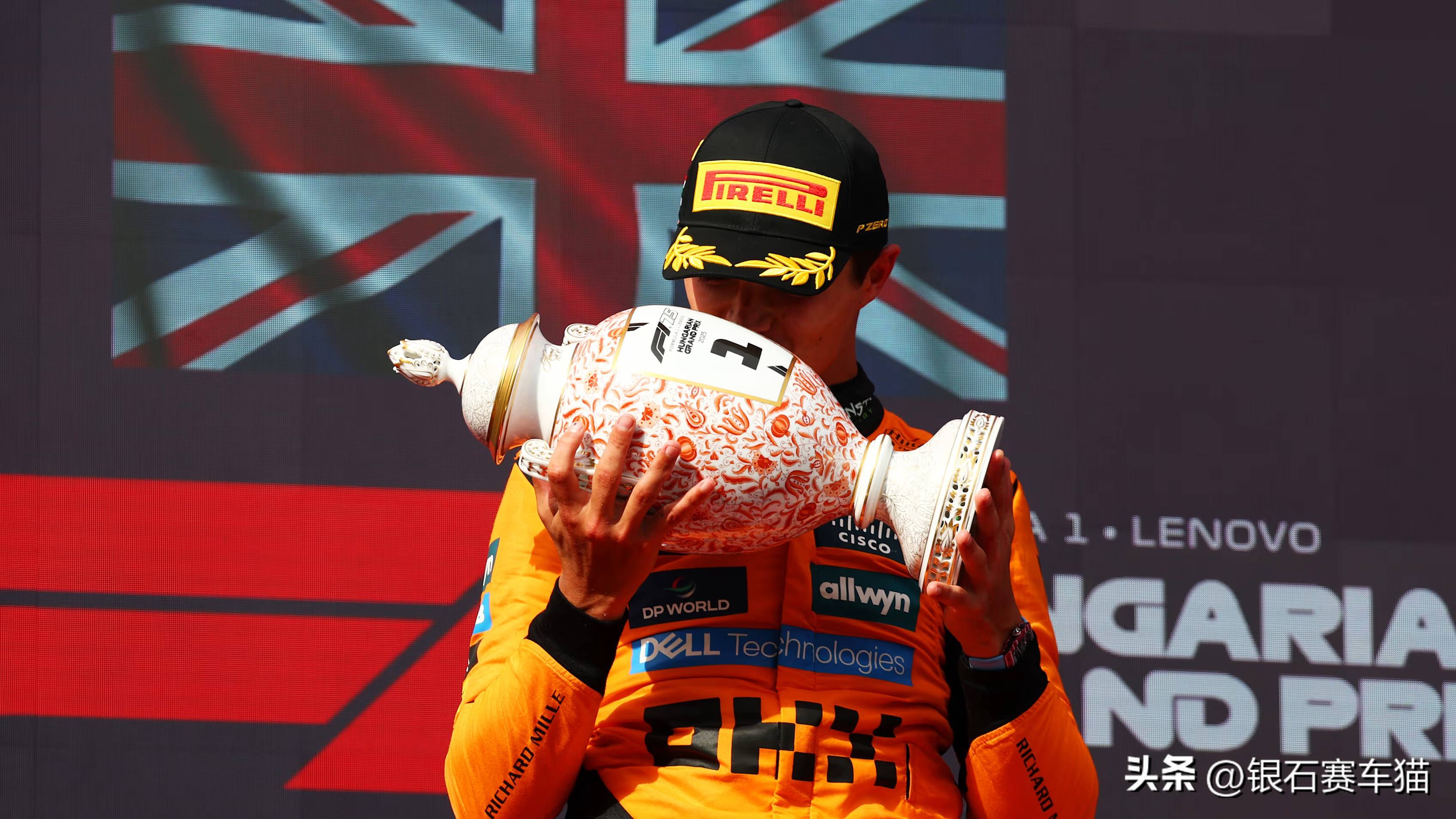 阿斯顿马丁绝杀迈凯伦,塞恩斯点燃赛场 阿斯顿马丁绝杀迈凯伦,塞恩斯点燃赛场