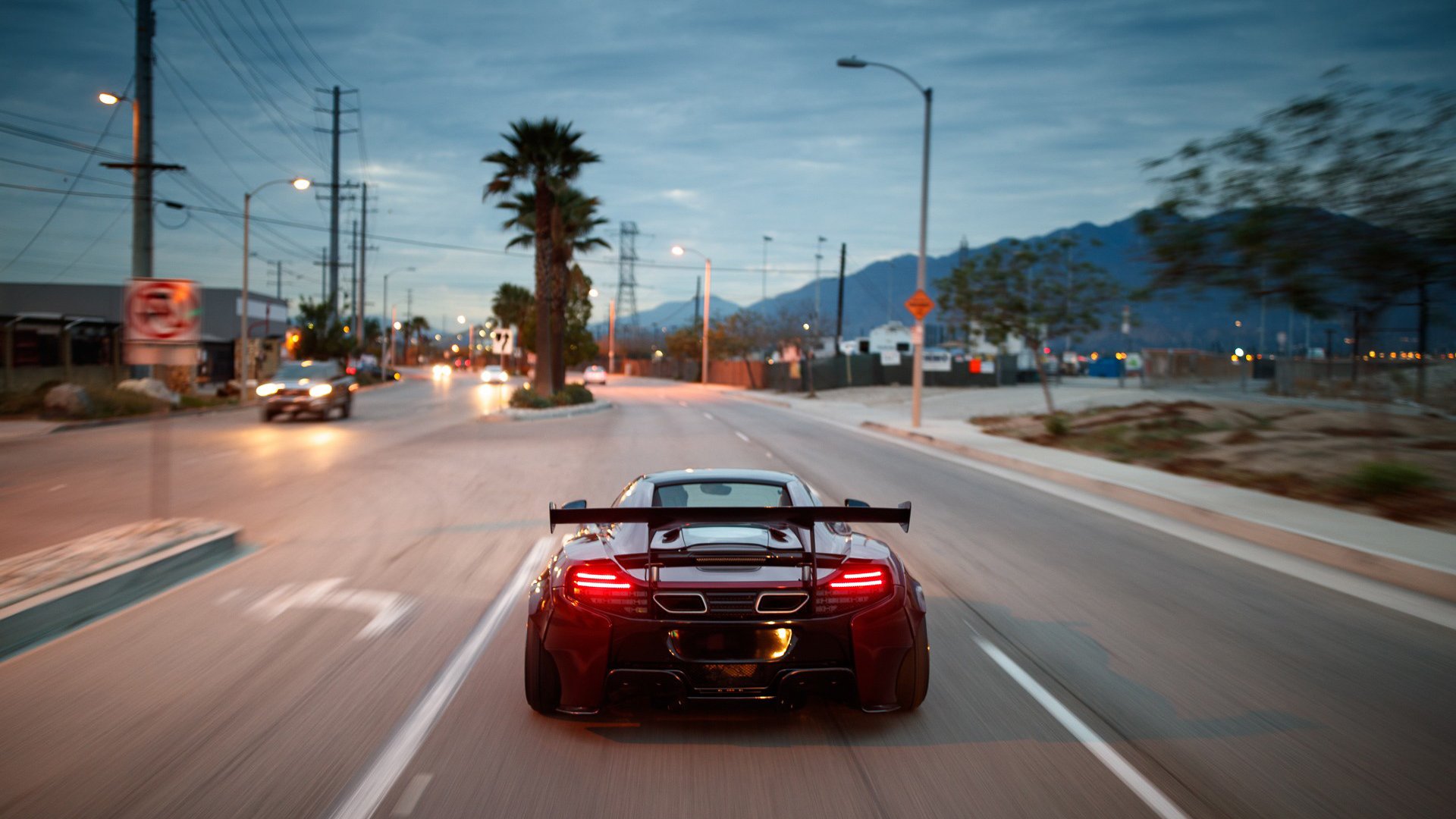 马德里竞技的黄昏，当卡瓦哈尔的右翼点燃烽火，美元铁骑已兵临城下