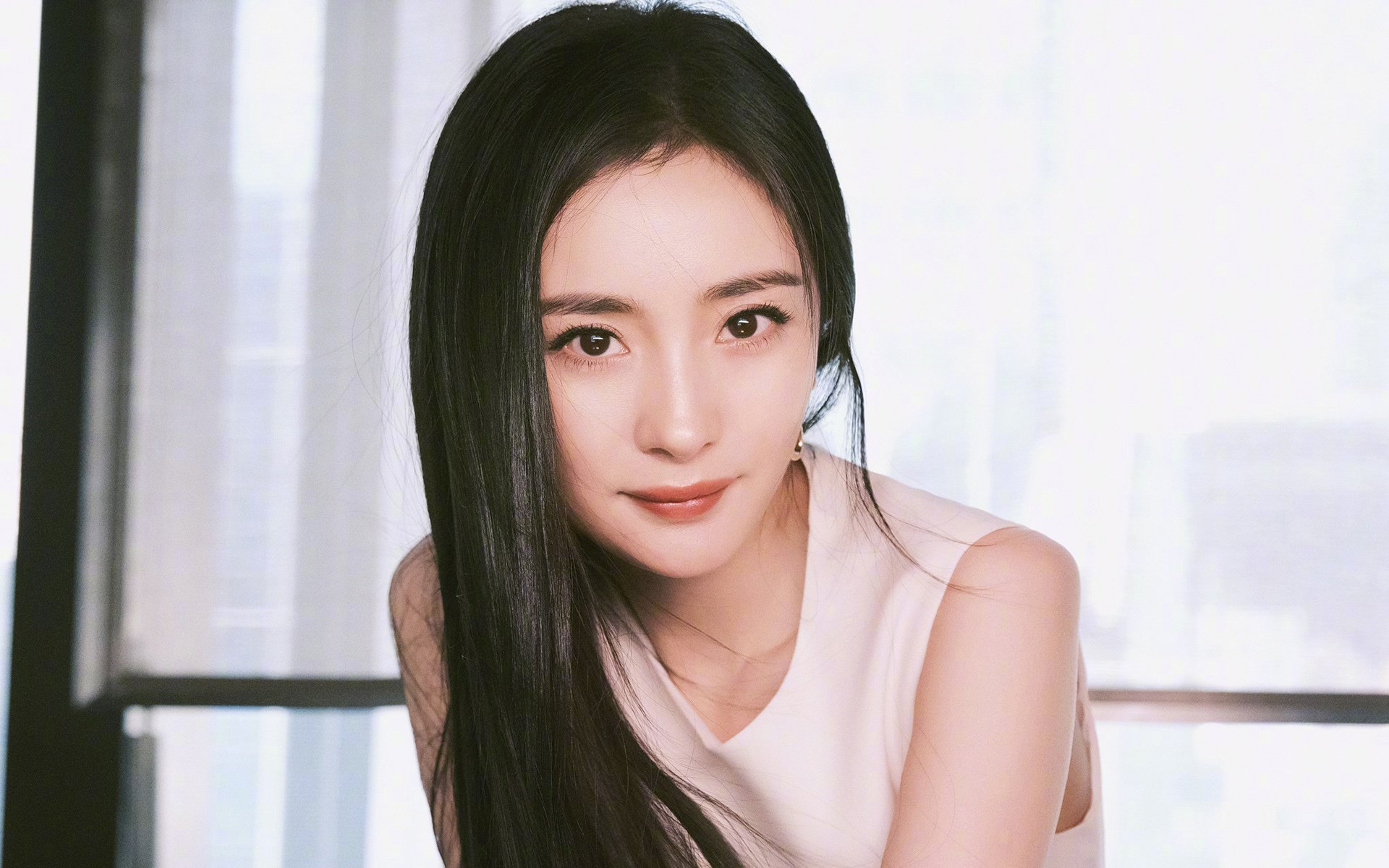 深圳勒布朗降沪记，詹姆斯关键三分锁定胜局，深圳力克上海迎三连胜