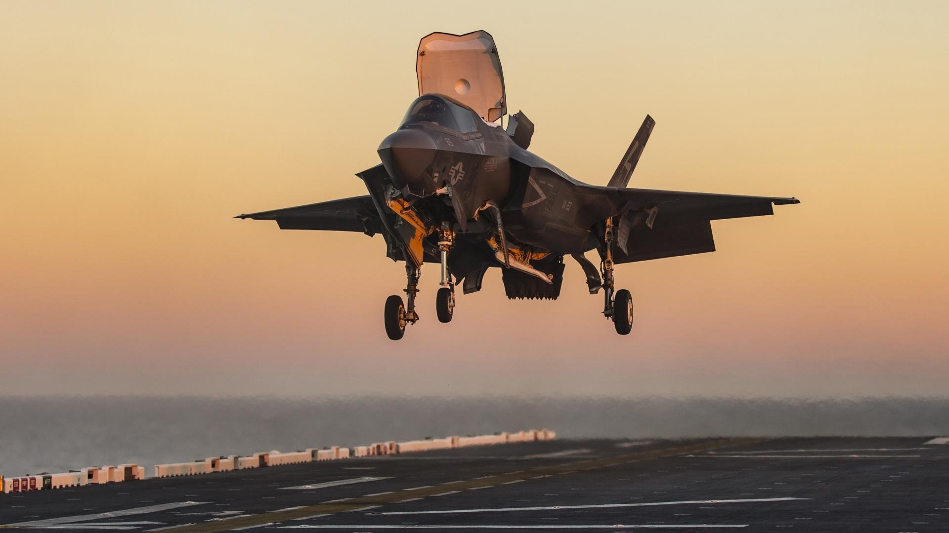 冰与火的终焉，当拉梅洛的寒霜爵士乐，冻结了迈阿密最后的热浪